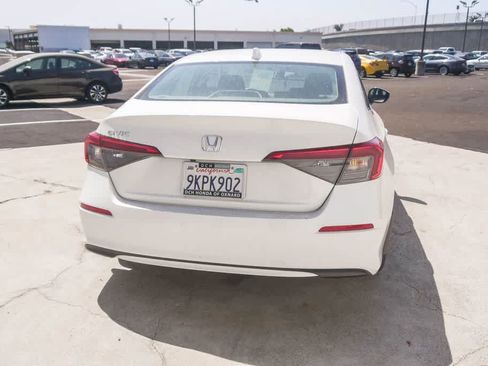 Used 2024 Honda Civic EX image 8