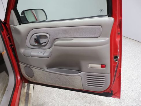 Used 1996 GMC Sierra 1500 4x4 Extended Cab image 21