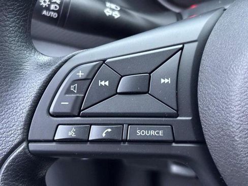 Certified 2025 Nissan Kicks Play S FWD image 11