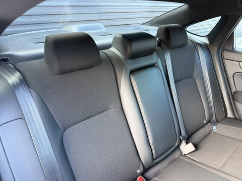 Used 2025 Honda Civic Sport image 16