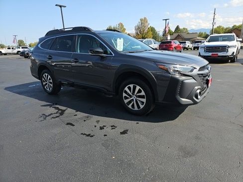 Used 2025 Subaru Outback Premium image 68