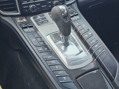 Used 2013 Porsche Panamera GTS AWD/4WD image 30