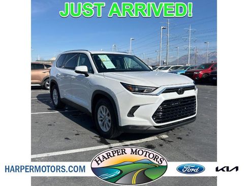 Used 2024 Toyota Grand Highlander XLE image 1