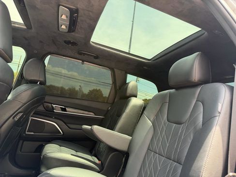 Used 2024 Kia Telluride SX Prestige X-Pro AWD/4WD image 29