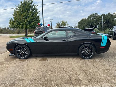 Used 2022 Dodge Challenger GT w/ Blacktop Package image 5