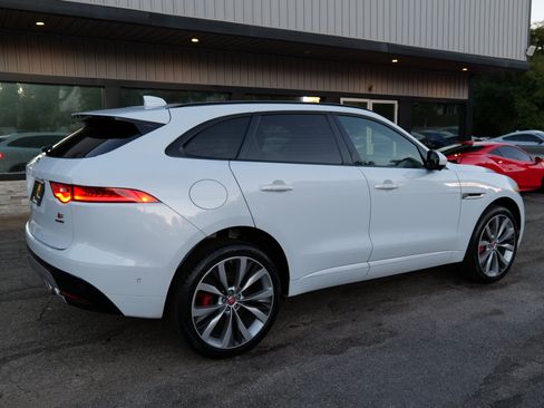 Used 2019 Jaguar F-PACE S image 69
