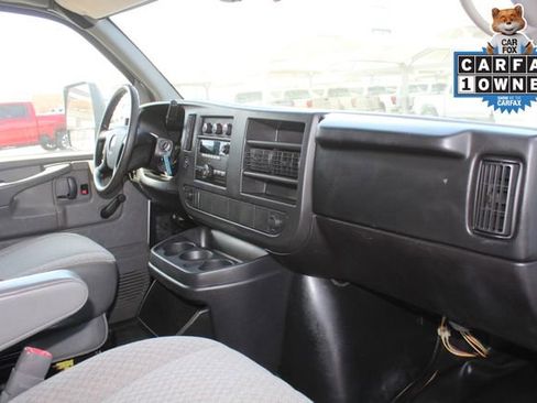 Used 2014 Chevrolet Express 3500 image 15