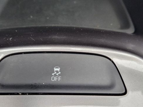 Used 2019 Chevrolet Malibu LT image 22