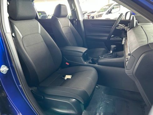 Used 2025 Honda CR-V LX image 40