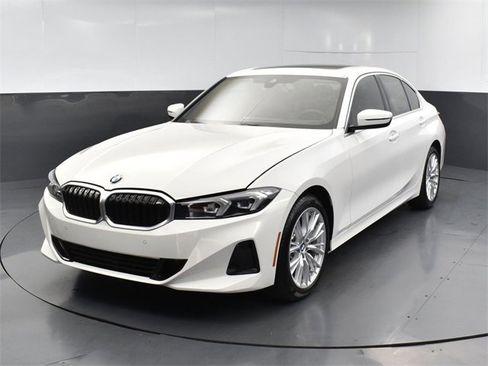 New 2024 BMW 330i Sedan w/ Convenience Package image 34