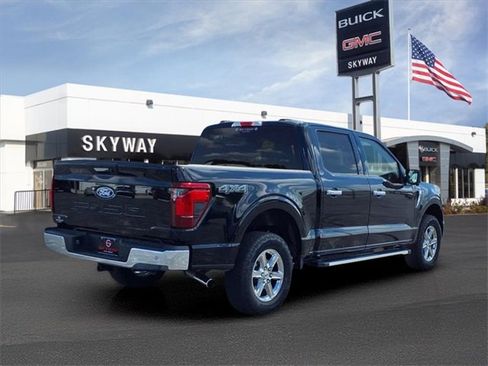 Used 2024 Ford F150 XLT w/ Mobile Office Package image 5