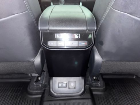 Used 2020 Toyota Highlander Limited AWD/4WD image 31