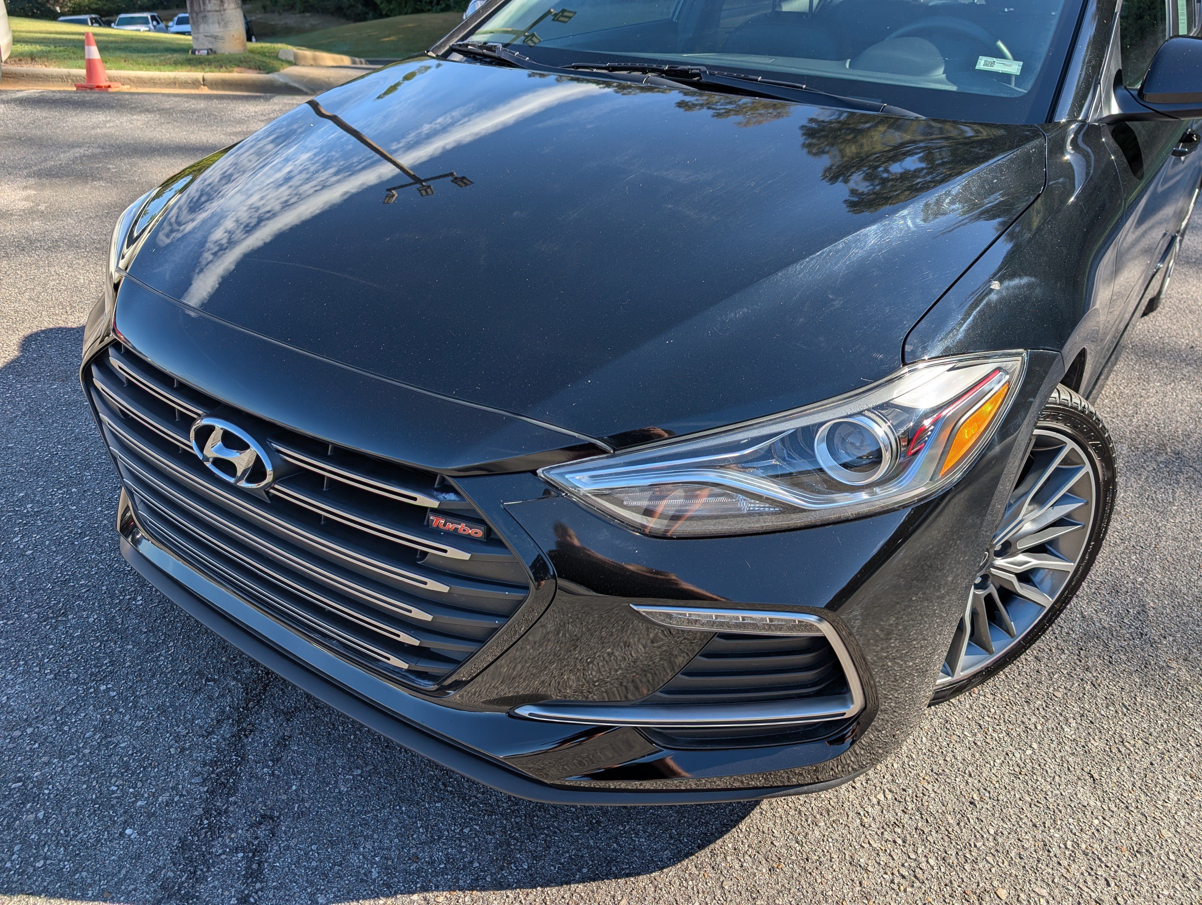 Used 2018 Hyundai Elantra Sport w/ Sport Premium Package 03 FWD image 13