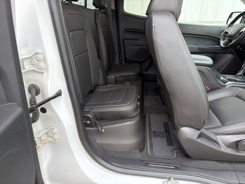 Used 2020 Chevrolet Colorado Z71 image 28