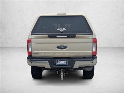 Used 2017 Ford F250 Lariat w/ Lariat Value Package AWD/4WD image 6