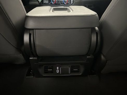 Used 2023 Chevrolet Silverado 1500 LT image 29