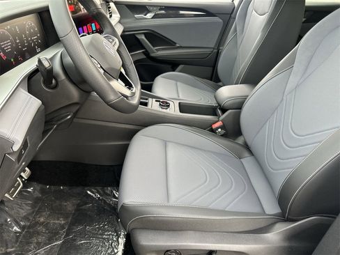 New 2026 Volkswagen Tiguan SE R-Line image 15