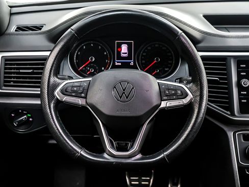 Used 2021 Volkswagen Atlas Cross Sport SE w/ V6 Towing Package image 18