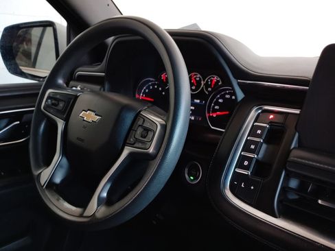 Used 2022 Chevrolet Tahoe 4WD image 23