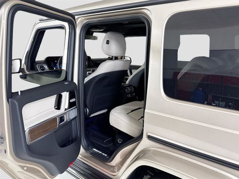 Used 2026 Mercedes-Benz G 63 AMG 4MATIC image 26