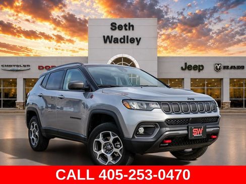Used 2022 Jeep Compass Trailhawk AWD/4WD image 1