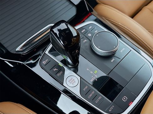 Certified 2023 BMW X3 sDrive30i image 17