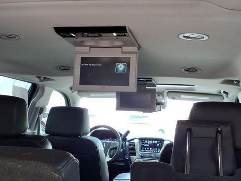 Used 2018 GMC Yukon XL Denali w/ Denali Ultimate Package AWD/4WD image 6