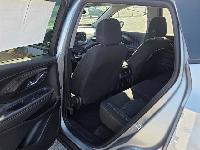 Used 2024 GMC Terrain SLE AWD/4WD image 15