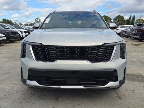 New 2026 Kia Sorento S image 3