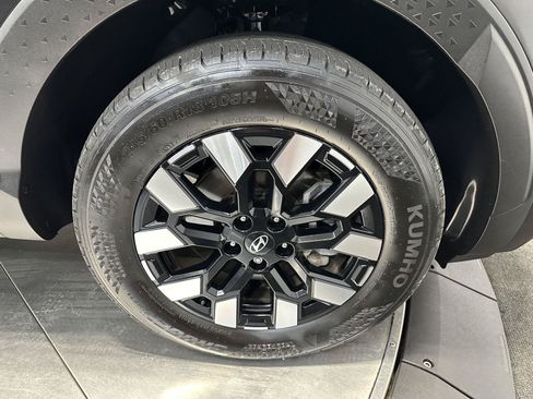 Certified 2025 Hyundai Santa Cruz SE AWD/4WD image 12