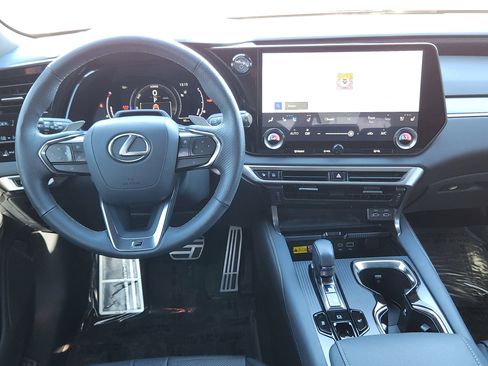 Used 2023 Lexus RX 500h RX 500h F SPORT Performance image 17