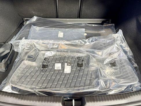 New 2026 Mercedes-Benz C 300 Sedan image 24