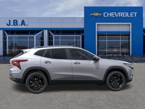 New 2026 Chevrolet Trax ACTIV w/ Driver Confidence Package FWD image 5