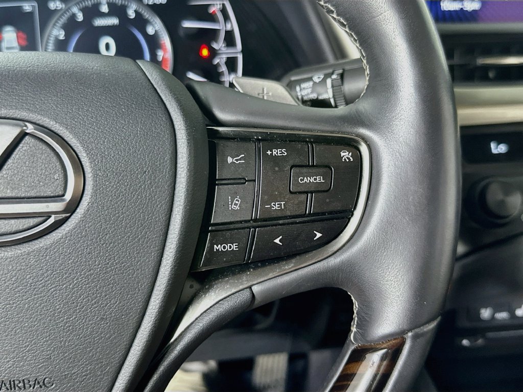 Used 2020 Lexus ES 350 w/ Premium Package FWD image 25
