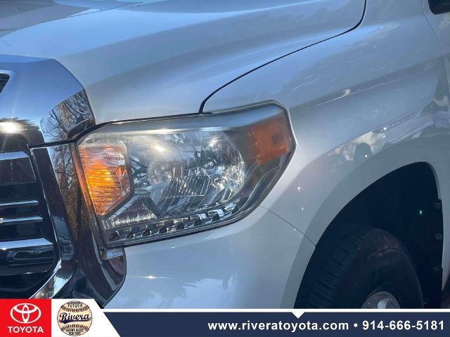 Used 2016 Toyota Tundra SR5 w/ SR5 Upgrade Package AWD/4WD image 9