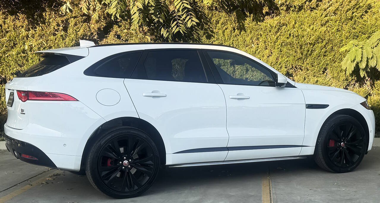 Used 2019 Jaguar F-PACE S AWD/4WD image 4