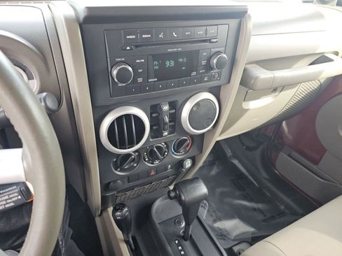 Used 2010 Jeep Wrangler Unlimited Sahara w/ Dual Top Group AWD/4WD image 30