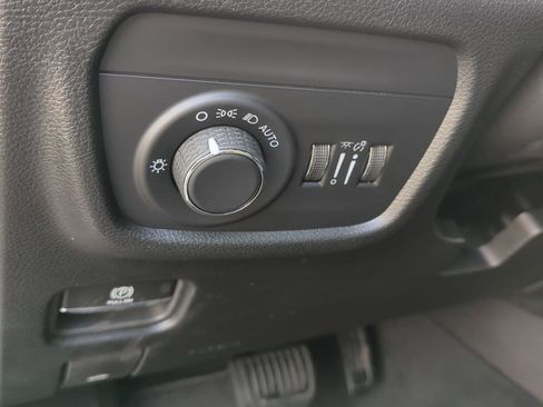 New 2026 Jeep Grand Cherokee Altitude AWD/4WD image 17