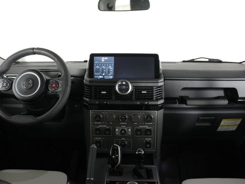 New 2025 INEOS Grenadier Base image 6