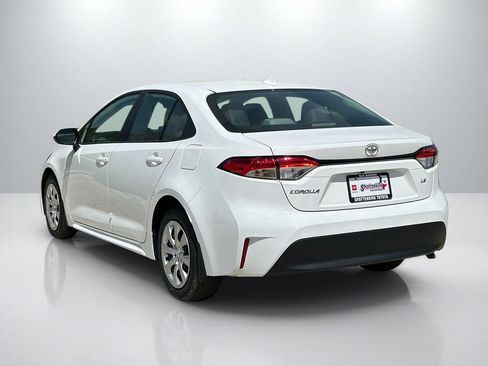 Used 2026 Toyota Corolla LE image 7