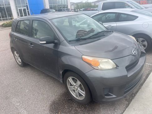 Used 2013 Scion xD FWD image 2