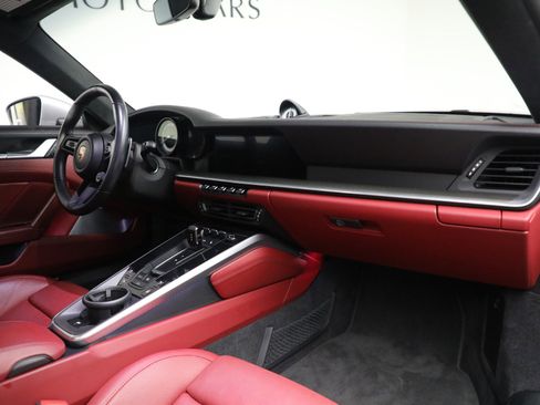 Used 2021 Porsche 911 Turbo S image 16