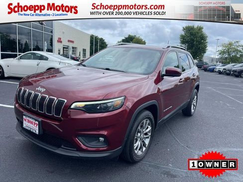Used 2019 Jeep Cherokee Latitude Plus w/ Safety Group image 1