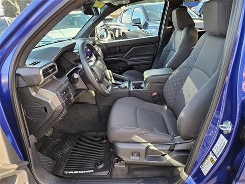 Used 2025 Toyota Tacoma SR5 image 10