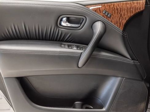 Used 2019 Nissan Armada SL w/ Premium Package AWD/4WD image 8