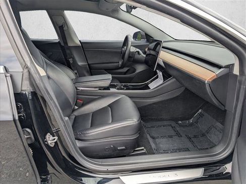 Used 2020 Tesla Model 3 Standard Range image 21