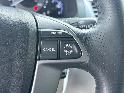 Used 2012 Honda Odyssey EX-L image 17
