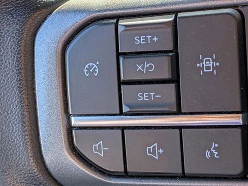 Used 2022 Ford F150 XLT w/ Equipment Group 302A High AWD/4WD image 8