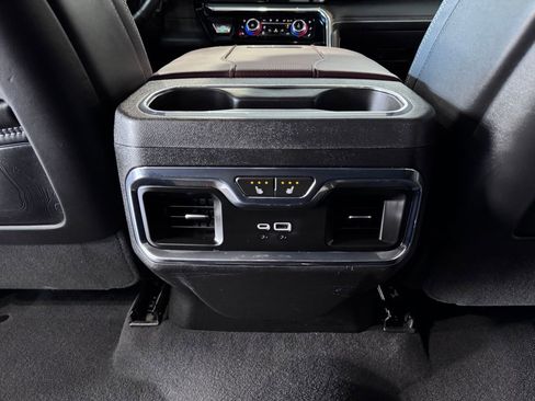 Certified 2024 GMC Sierra 3500 Denali Ultimate image 28