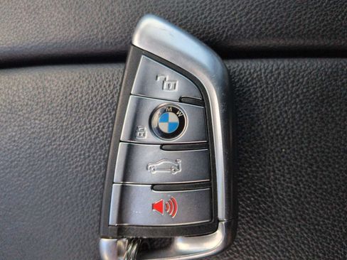 Used 2019 BMW X5 xDrive50i w/ Premium Package 2 AWD/4WD image 38